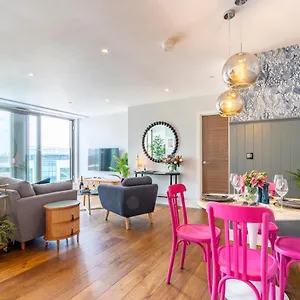 Out Of Office @ Ryedale House York